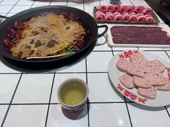 -旧街市鲜货老火锅(大光路店)