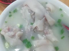 -雷祖芳老妈蹄花店