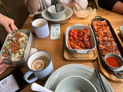 -蜜桃餐厅·伴山(湖滨商业街店)