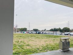 -平望服务区·停车场