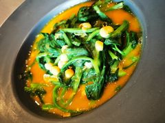 豌豆黄浸豌豆尖-半山腰·云南菜(侨福芳草地店)