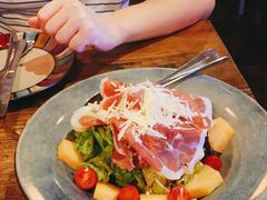 -SISTERS BAR RESTAURANT川意酒馆(嘉善老市H楼店)