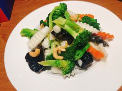 -吕氏疙瘩汤·新派鲁菜(济南万象城店)