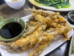 椒盐多春鱼-贞姨美食·老字号海鲜大排档