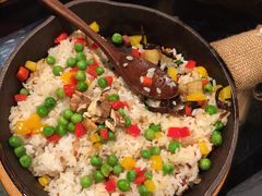 -云海肴·汽锅鸡·云南菜(天山百盛优客店)