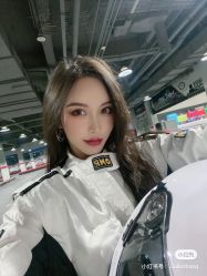 -时尚殿堂明星门店