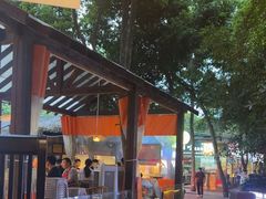 -二荆条·蜀鲜汇城市森林火锅