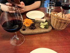 -羽深肉铺 Steak & Wine