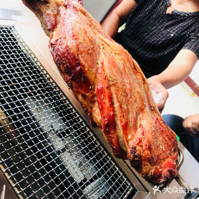 迎燕阁烤羊腿(二环南路店)图片