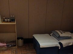 -洪迈足道(四公里店)