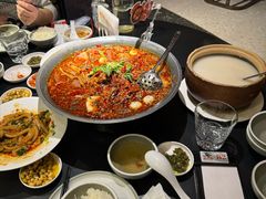 -麻六记(凤凰汇店)