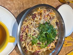 -喝丢一只鞋海鲜烧烤·海肠捞饭(东关街店)