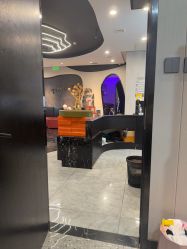 -TOP HAIR SALON