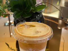 -星巴克(港汇1号办公楼店)