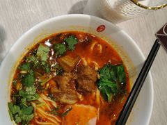 -康师傅私房牛肉面(马泉营奥莱店)