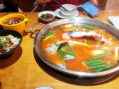 -新凯里酸汤鱼(飞山街店)