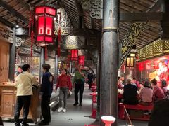 -小龙翻大江文化火锅(宽窄店)