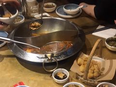 -左庭右院鲜牛肉火锅(金山万达店)