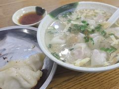 -黄阿姨锅贴大王(万航渡路店)