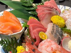 -铭牛烧肉·和牛海鲜自助(高新月牙湖店)