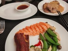 -圣丰索菲特·2 On 988 Café 自助餐厅