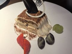 -卡普里披萨·牛扒·下午茶