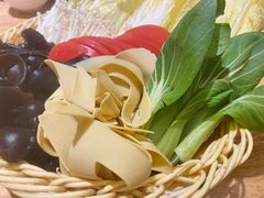 -郭靖·烤全羊·内蒙菜·烧烤(望京旗舰店)