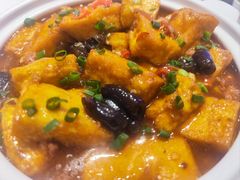 -巴特餐饮6加1音乐餐吧·新疆菜