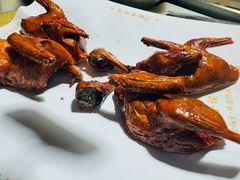 -鸽子侯·家宴·平价海鲜(市图书馆店)