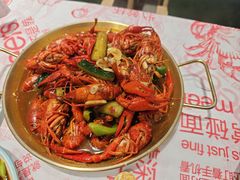 -老班长·小龙虾·鲜货烧烤大排档(金街美地店)
