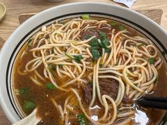 -小马牛肉面·牛骨熬制(南京博物院店)