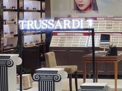 -博士眼镜(东莞中环财富广场店)