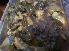 雪菜烧小黄鱼-金色艳阳天•粤菜 淮扬菜(古平岗店)