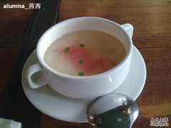 凡人特色炒饭配汤-凡人&庄阿姨的辣(万寿亭店)