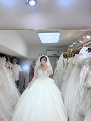 -NaNa婚纱礼服馆