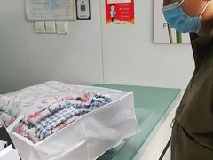 -福奈特洗衣洗鞋(宝华广场店)