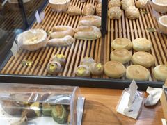 -焙丽拾光(麦凯乐直营店)