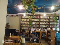 大堂-房角石咖啡与书(吉大南校店)