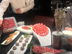 -海上明月海鲜火锅 鲜切牛肉