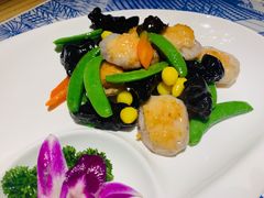 鲜虾滑藕夹-江南韵·无锡太湖文化体验餐厅(凤凰天街店)