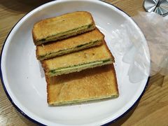 咖椰吐司-HELLO 27 意面·沙拉·帕尼尼