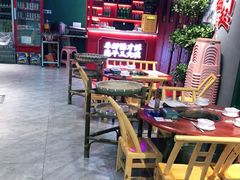-李记社区家常菜馆(金秋千秋别墅花园店)