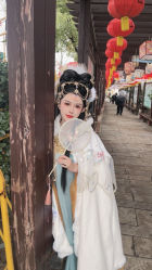 -一揽芳华汉服旗袍体验馆(拙政园店)