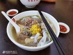-潮镇老尾牛杂(环城西路店)