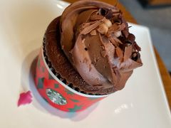 -星巴克(西安曲江银泰店)