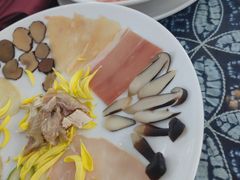 -桥香园过桥米线(国贸店)