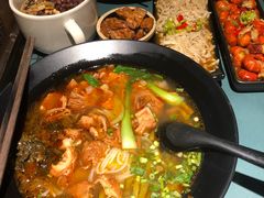 -八月美食小馆(银泰城总店)