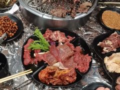 -啊美丽炭火烤肉(滑翔一店)