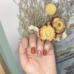 -九画美甲
