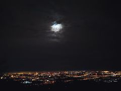 -鬼笑石后山停车场
